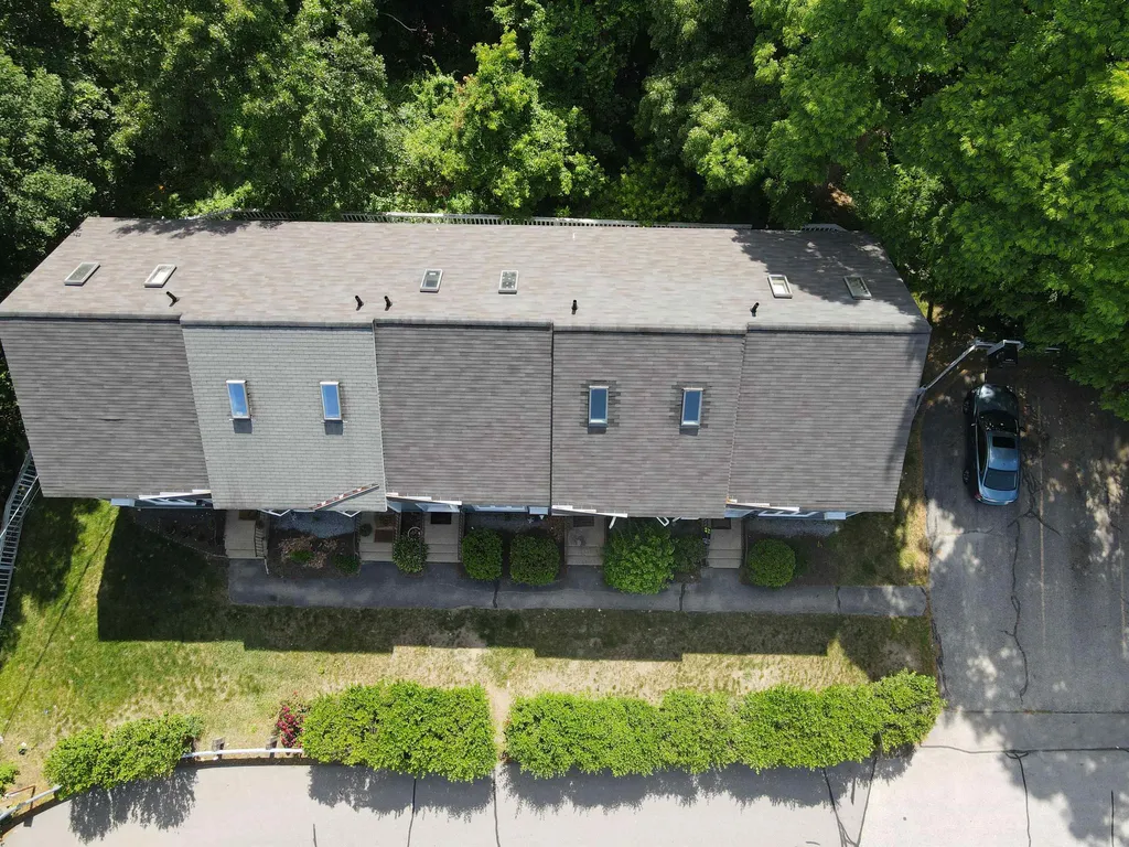 20 Auclair Avenue Manchester NH 03102