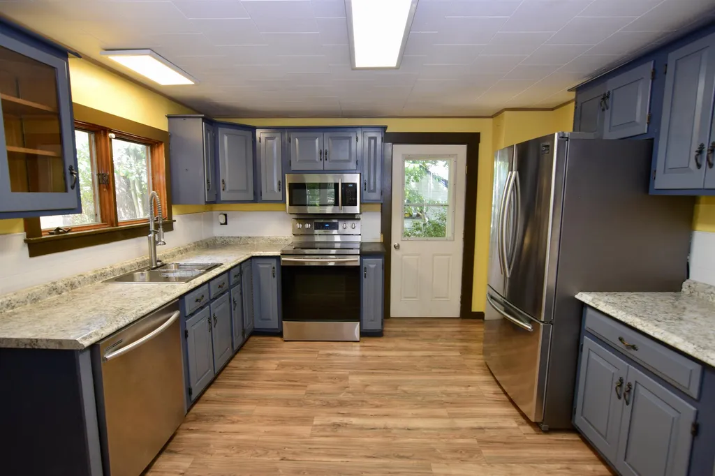 7 Fairview Avenue Windsor VT 05089