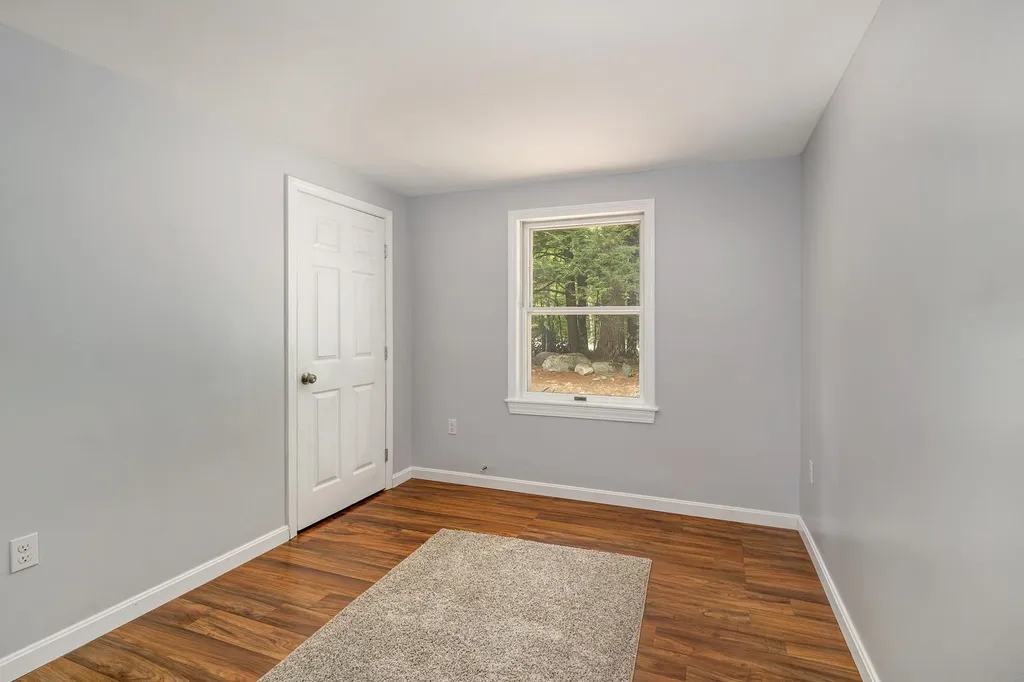 9 Karen Road Middleton NH 03887