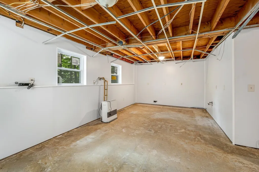 9 Karen Road Middleton NH 03887