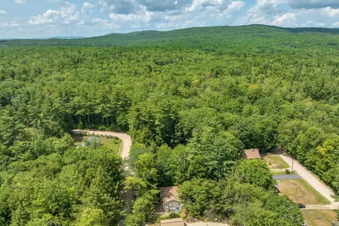 9 Karen Road Middleton NH 03887