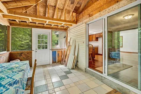9 Karen Road Middleton NH 03887