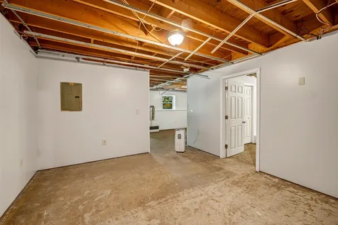 9 Karen Road Middleton NH 03887