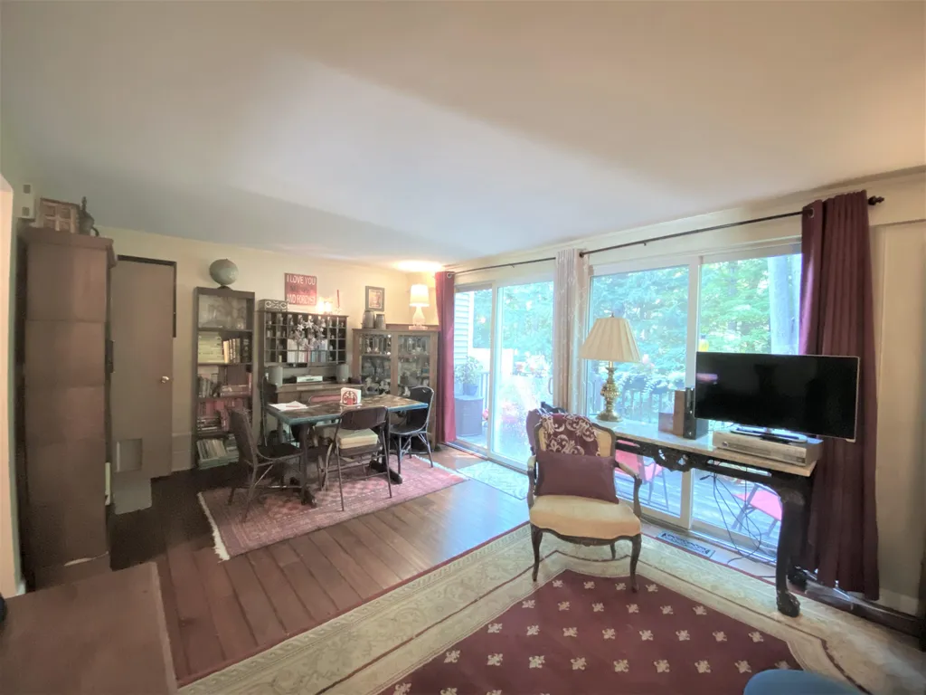 10 Monarch Lane Claremont NH 03743