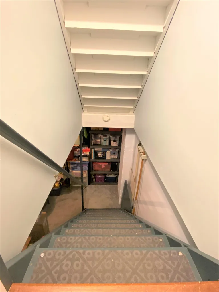 10 Monarch Lane Claremont NH 03743