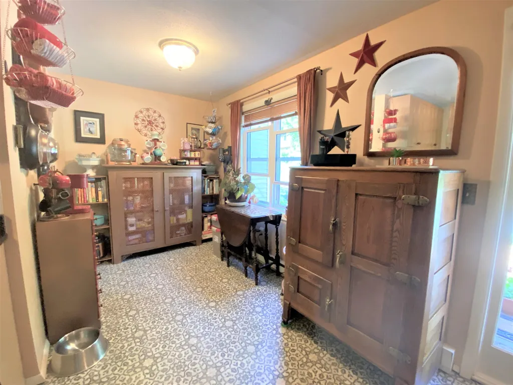 10 Monarch Lane Claremont NH 03743