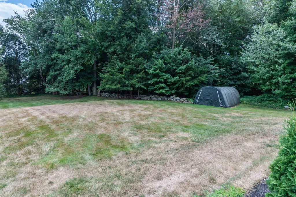 2 Highland Road Atkinson NH 03811