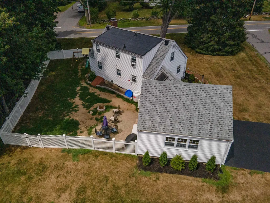 2 Highland Road Atkinson NH 03811
