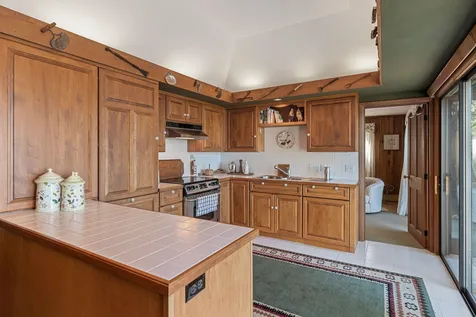 42 Eaglemere Road Tuftonboro NH 03816