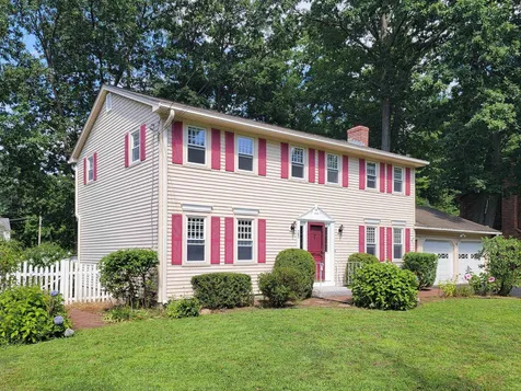 35 Monza Road Nashua NH 03064