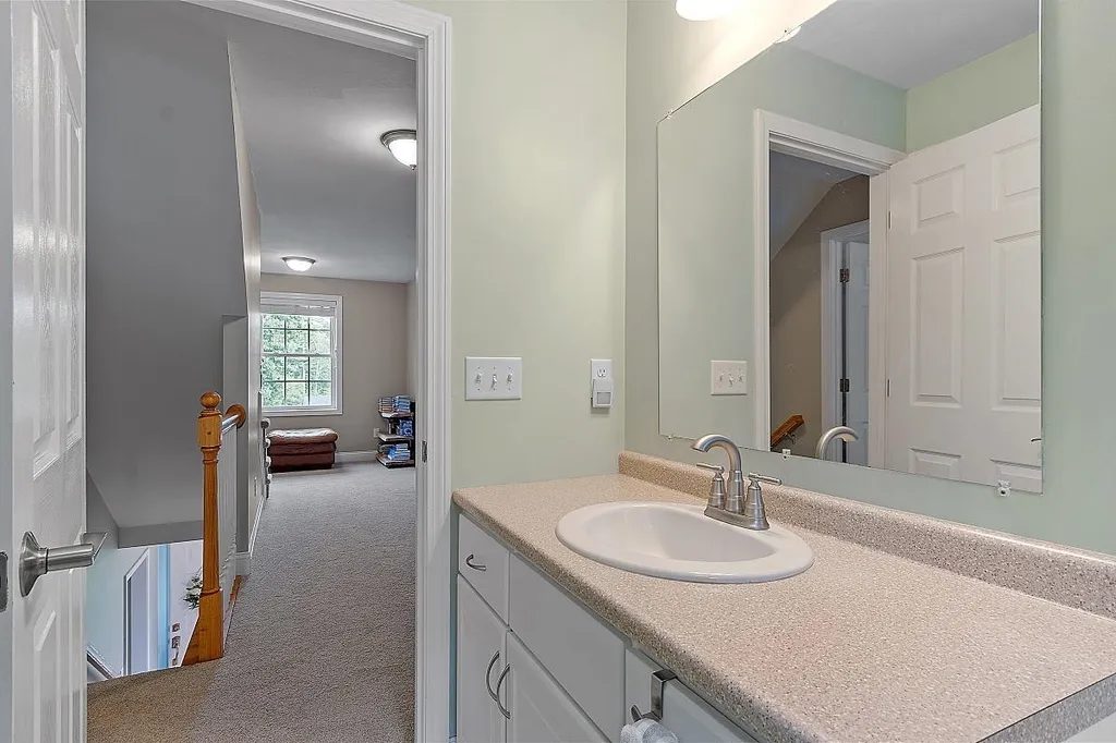 22 Phillips Pond Drive Sandown NH 03873