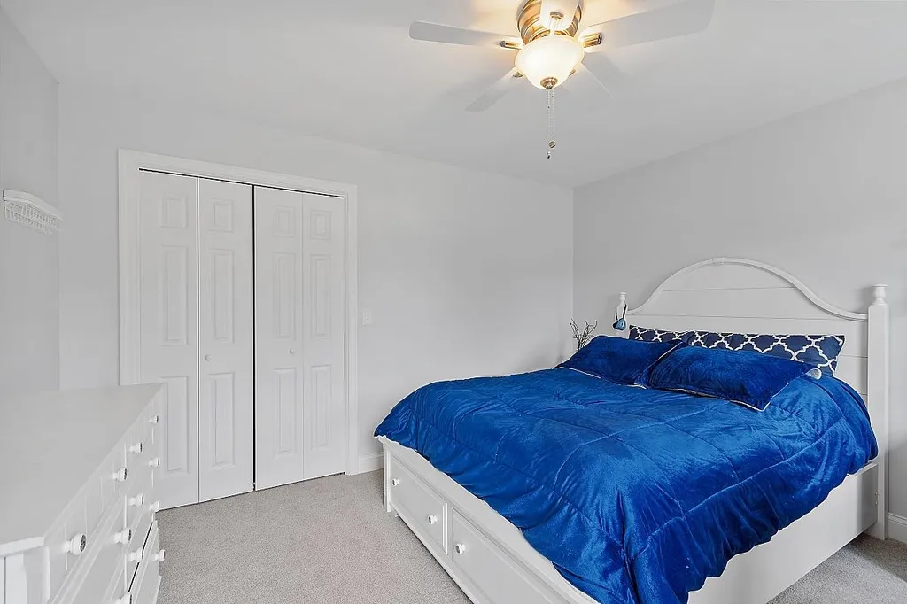 22 Phillips Pond Drive Sandown NH 03873