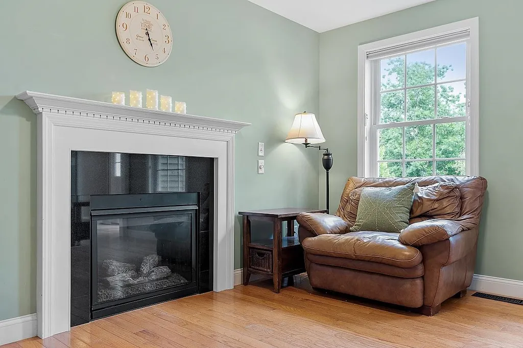 22 Phillips Pond Drive Sandown NH 03873