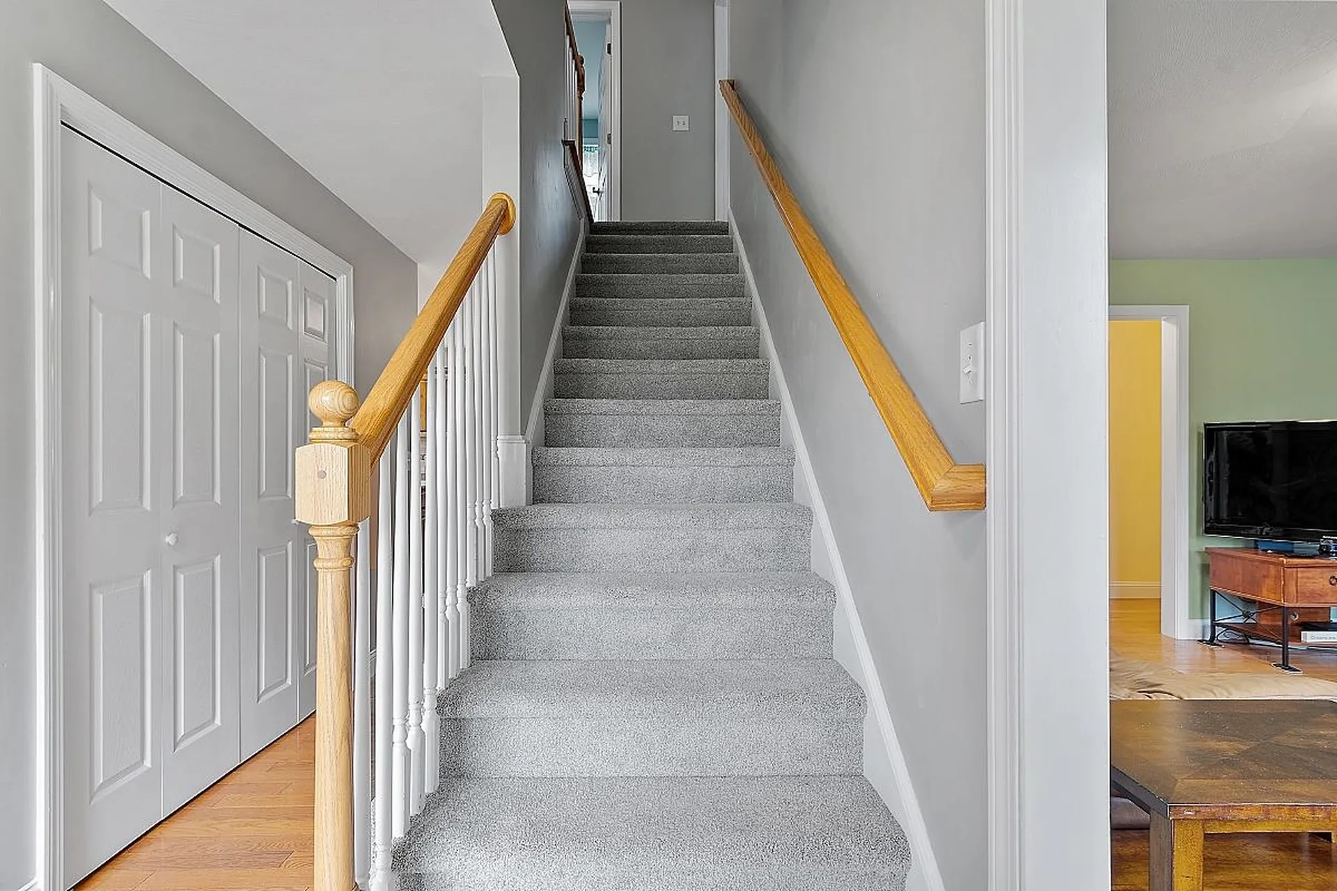 22 Phillips Pond Drive Sandown NH 03873