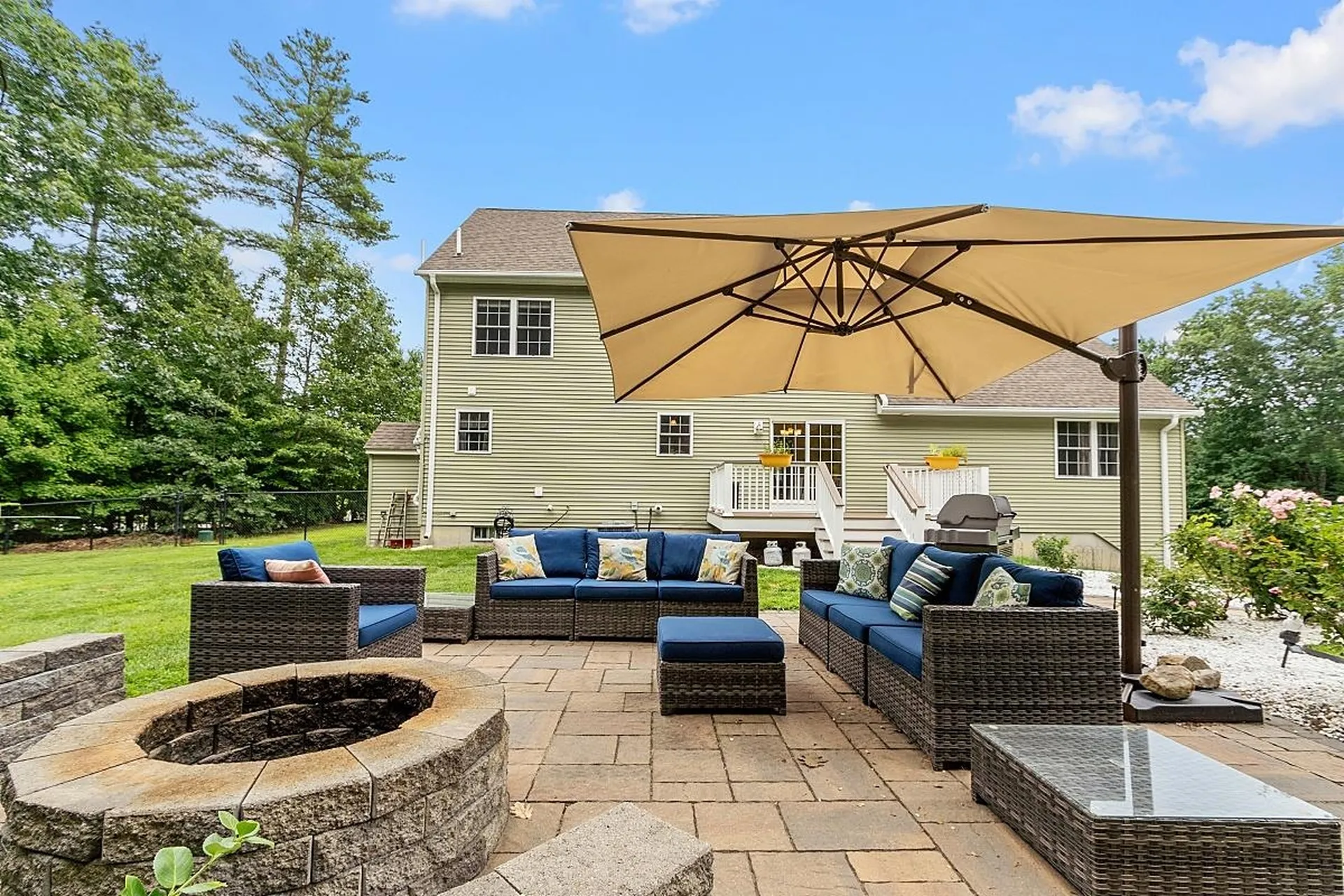 22 Phillips Pond Drive Sandown NH 03873