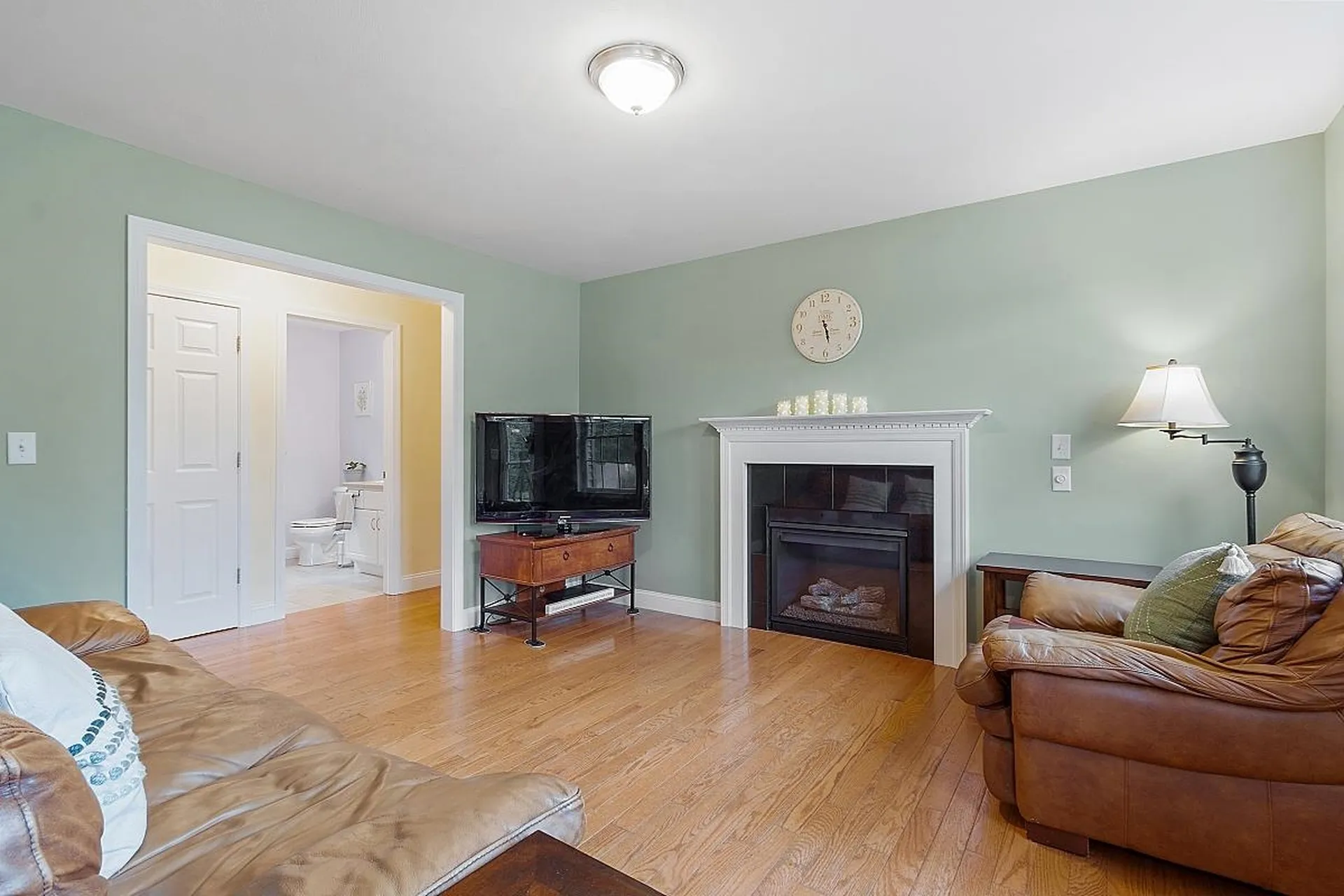 22 Phillips Pond Drive Sandown NH 03873