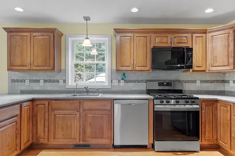 22 Phillips Pond Drive Sandown NH 03873