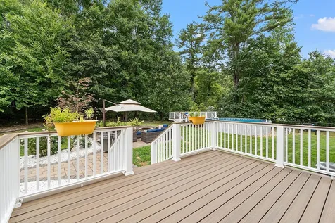 22 Phillips Pond Drive Sandown NH 03873
