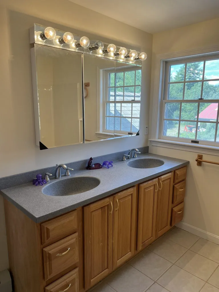 309 West Road Rye NH 03870