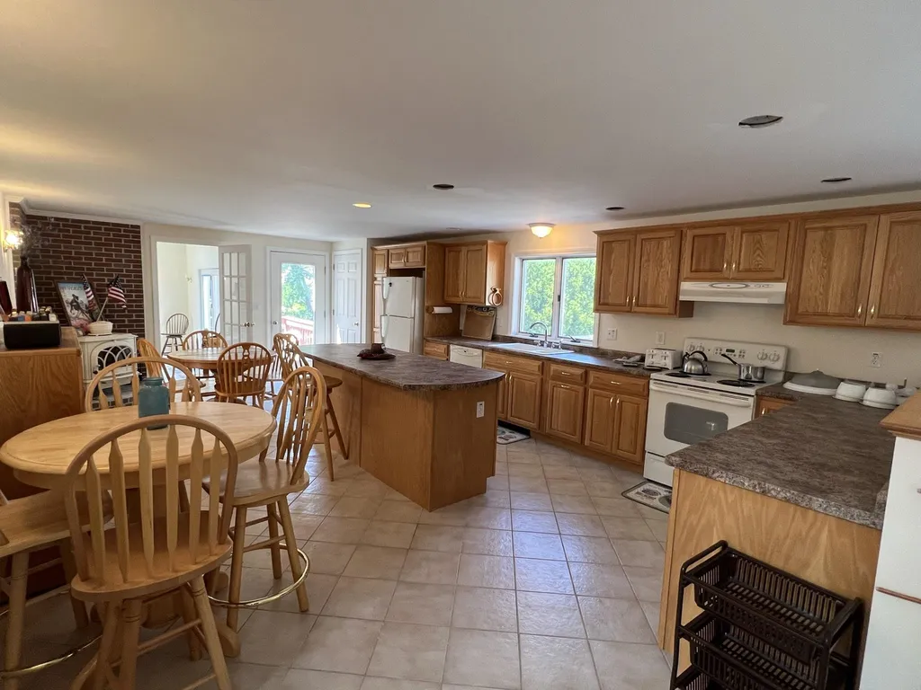 309 West Road Rye NH 03870