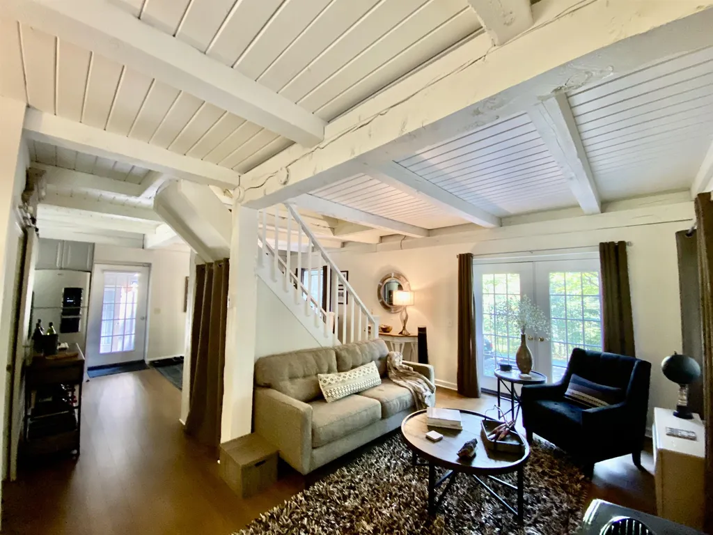111 Alden Partridge Road Hartford VT 05059
