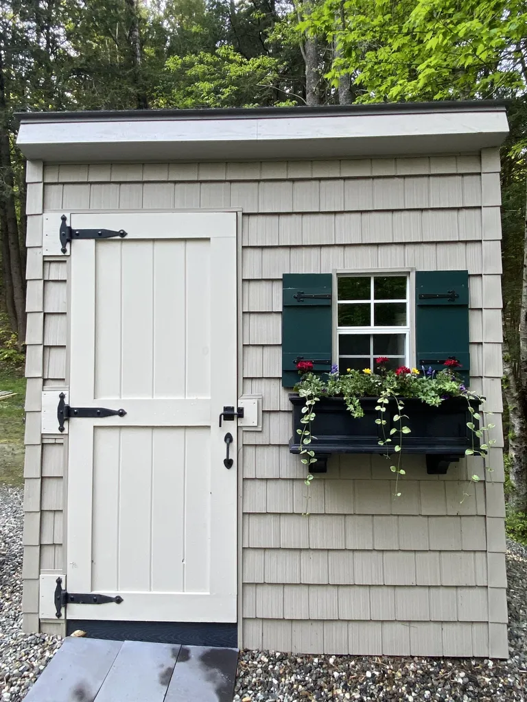 111 Alden Partridge Road Hartford VT 05059