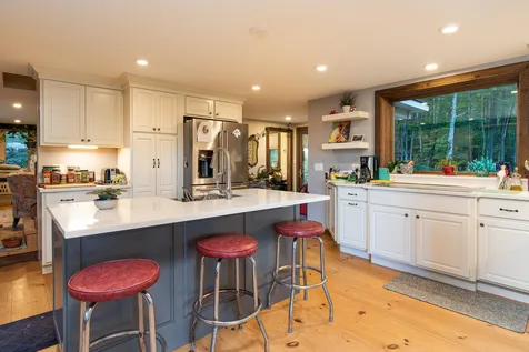 710 Cricket Hill Road Killington VT 05751