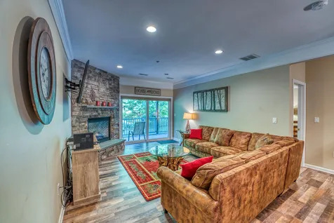 100 Woodland Loop Lincoln NH 03251