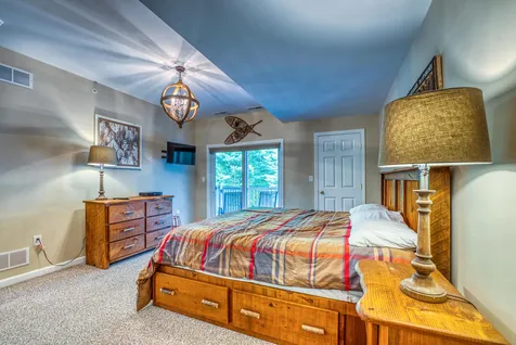 100 Woodland Loop Lincoln NH 03251