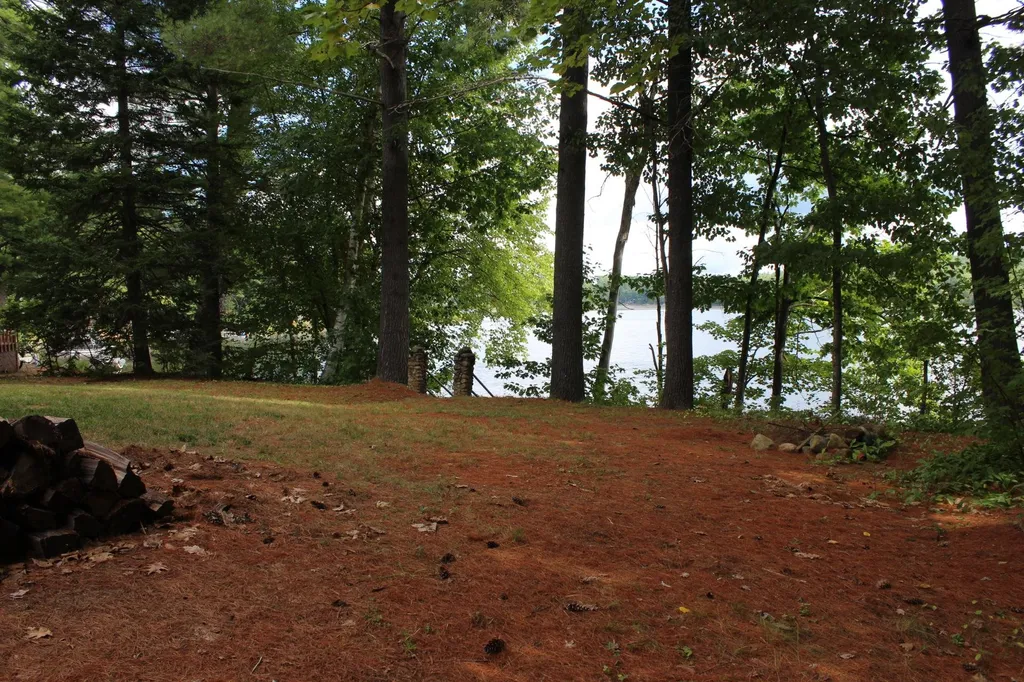 22 Emerald Lane Tilton NH 03276