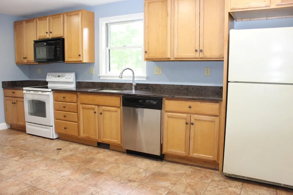 22 Emerald Lane Tilton NH 03276