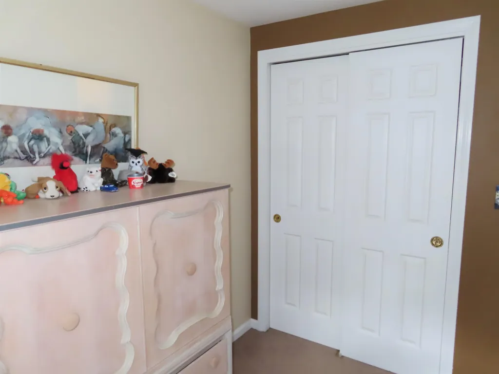 17 Leahy Road Keene NH 03431