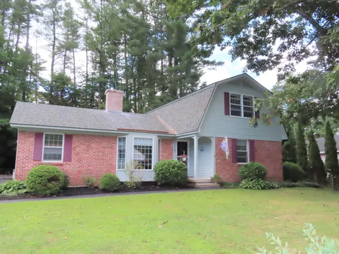 17 Leahy Road Keene NH 03431