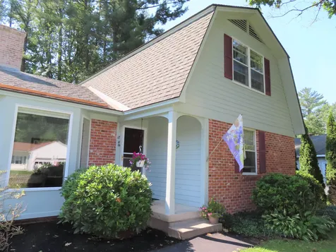 17 Leahy Road Keene NH 03431