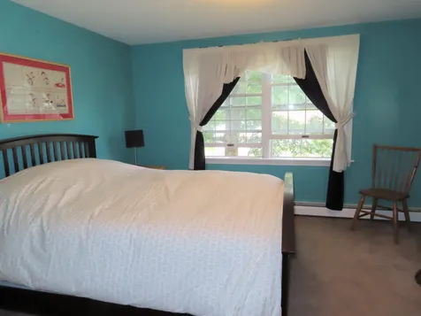 17 Leahy Road Keene NH 03431