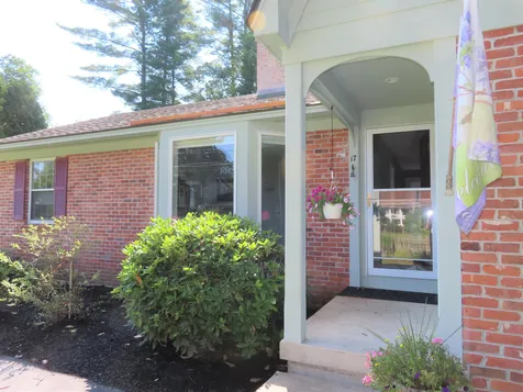 17 Leahy Road Keene NH 03431