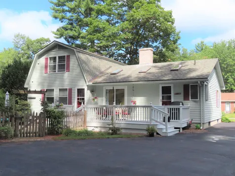 17 Leahy Road Keene NH 03431