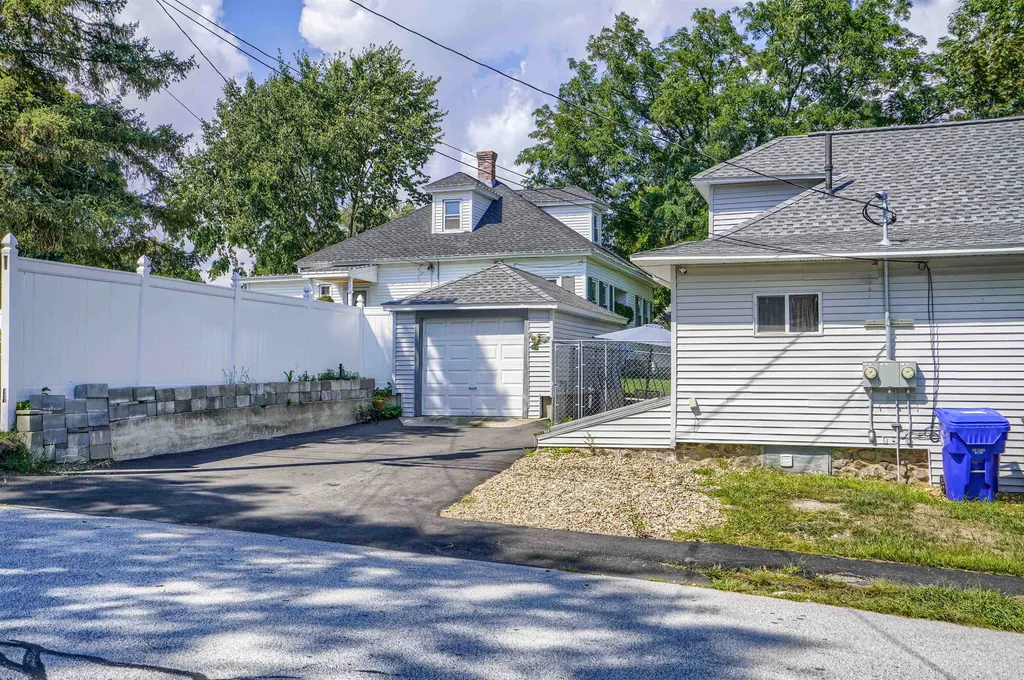 154 Sylvester Street Manchester NH 03102