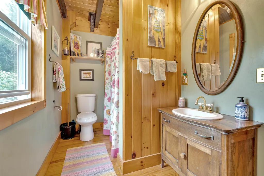 151 Duckett Drive Groton VT 05046