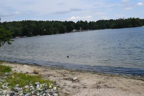 16 Long Island Road Moultonborough NH 03254