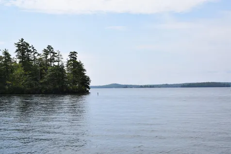 16 Long Island Road Moultonborough NH 03254