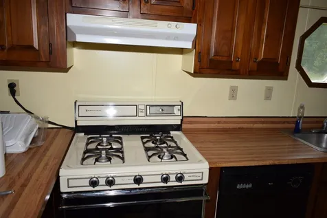 8 Dupont Road Jefferson NH 03583
