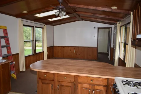 8 Dupont Road Jefferson NH 03583