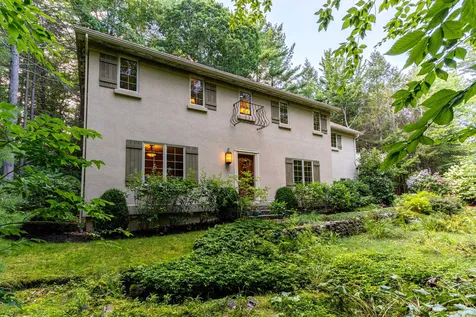 10 Regina Road Portsmouth NH 03801