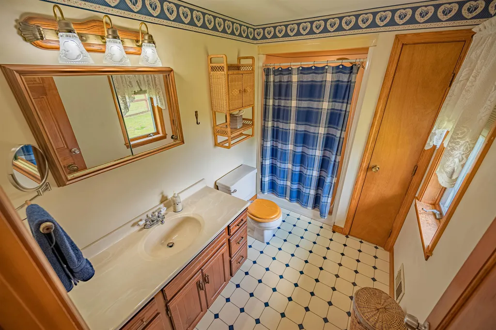 2134 Goodfellow Road Groton VT 05046