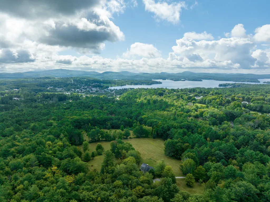 5 Jennifer Circle Wolfeboro NH 03894