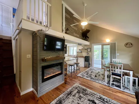 195 Village Road Wilmot NH 03287