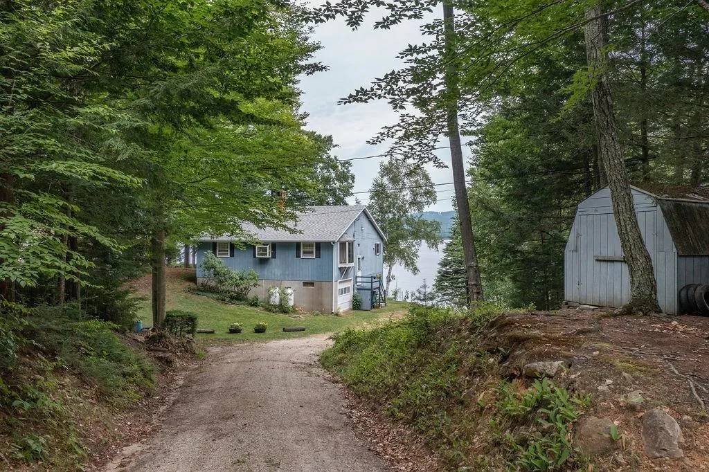 70 Lake Shore Drive Strafford NH 03884