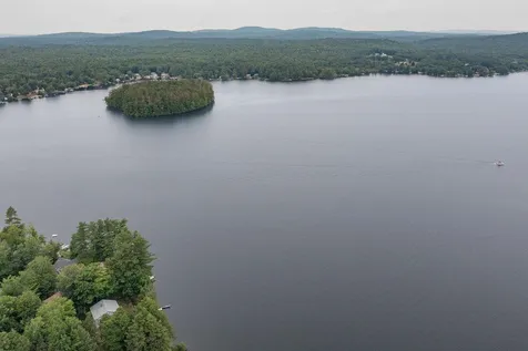 70 Lake Shore Drive Strafford NH 03884