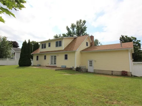 41 Dufresne Drive Winooski VT 05404